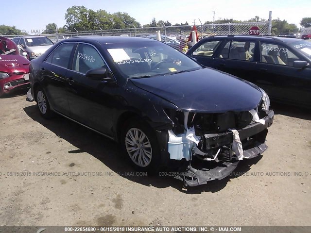 4T4BF1FKXER439133 - 2014 TOYOTA CAMRY L/SE/LE/XLE 黑色 照片 1