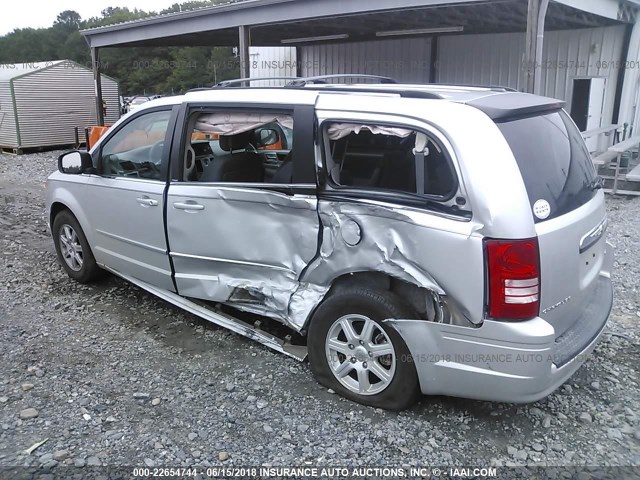 2A4RR5D10AR463402 - 2010 CHRYSLER TOWN & COUNTRY TOURING SILVER photo 3