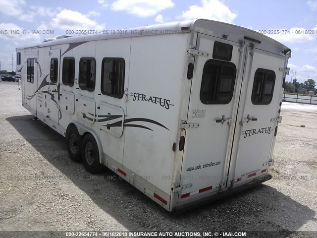 43B08282791000117 - 2009 BISON STRATUS HORSE TRAILER  WHITE photo 3