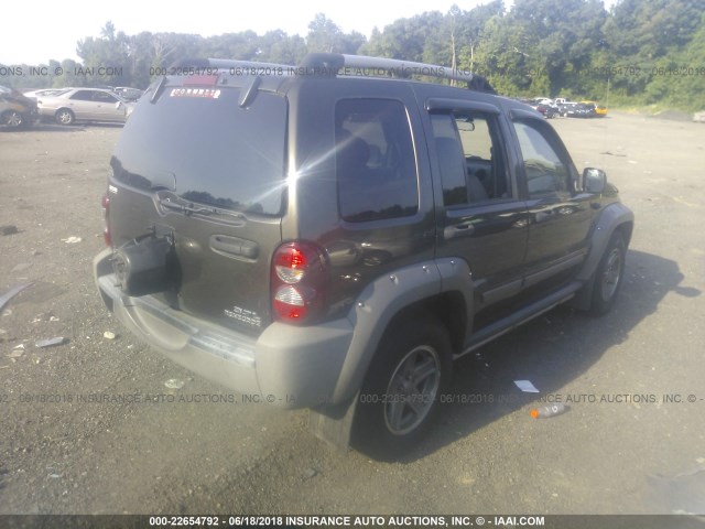 1J4GL38K06W180951 - 2006 JEEP LIBERTY RENEGADE GRAY photo 4