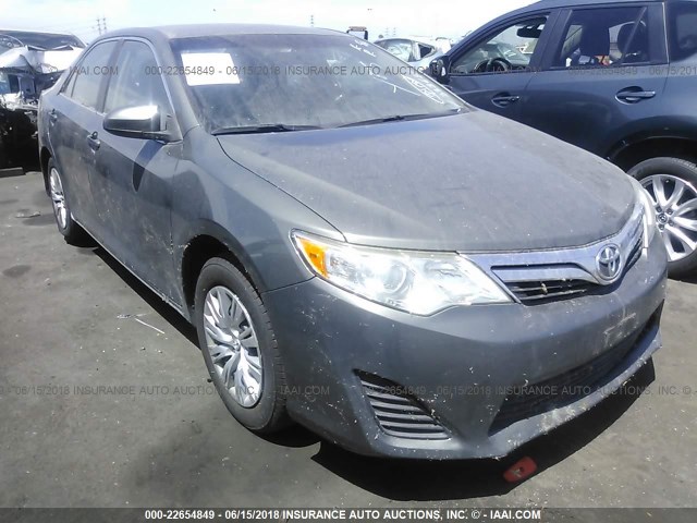 4T4BF1FK2DR333631 - 2013 TOYOTA CAMRY L/SE/LE/XLE GRAY photo 1