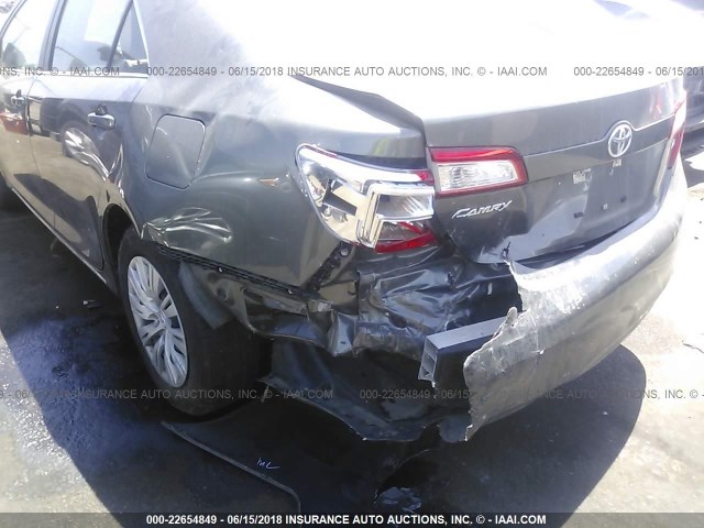 4T4BF1FK2DR333631 - 2013 TOYOTA CAMRY L/SE/LE/XLE GRAY photo 6