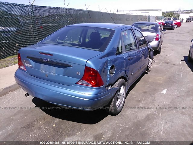 1FAFP34P31W343193 - 2001 FORD FOCUS SE/SE COMFORT BLUE photo 4