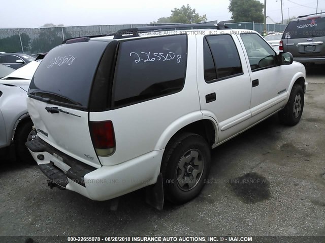 1GNDT13X04K152207 - 2004 CHEVROLET BLAZER WHITE photo 4