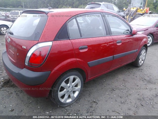 KNADE163X86376866 - 2008 KIA RIO 5 SX RED photo 4