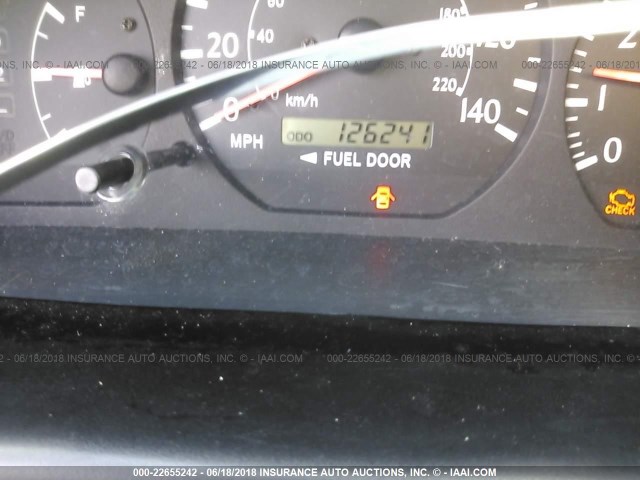 2T1FF28P72C596688 - 2002 TOYOTA CAMRY SOLARA SE/SLE ვერცხლისფერი ფოტო 7