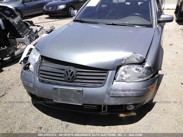 WVWRH63B14P054825 - 2004 VOLKSWAGEN PASSAT GLX 灰色 照片 10
