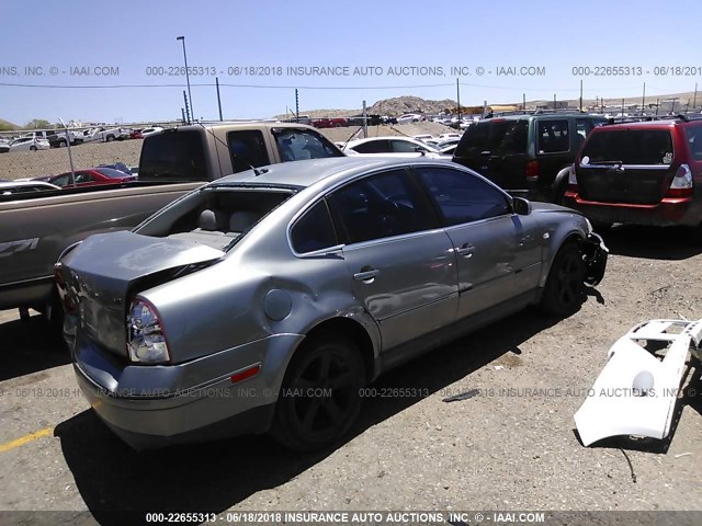 WVWRH63B14P054825 - 2004 VOLKSWAGEN PASSAT GLX 灰色 照片 4