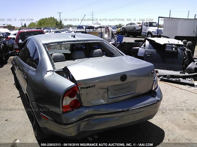WVWRH63B14P054825 - 2004 VOLKSWAGEN PASSAT GLX 灰色 照片 6