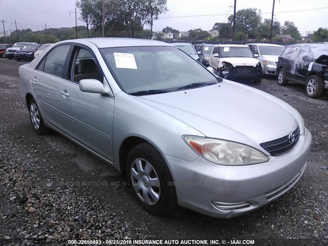 JTDBE32K830235258 - 2003 TOYOTA CAMRY LE/XLE SILVER photo 1