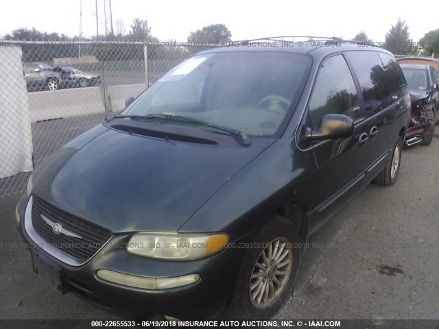 1C4GP44R3YB528058 - 2000 CHRYSLER TOWN & COUNTRY LX GREEN photo 2