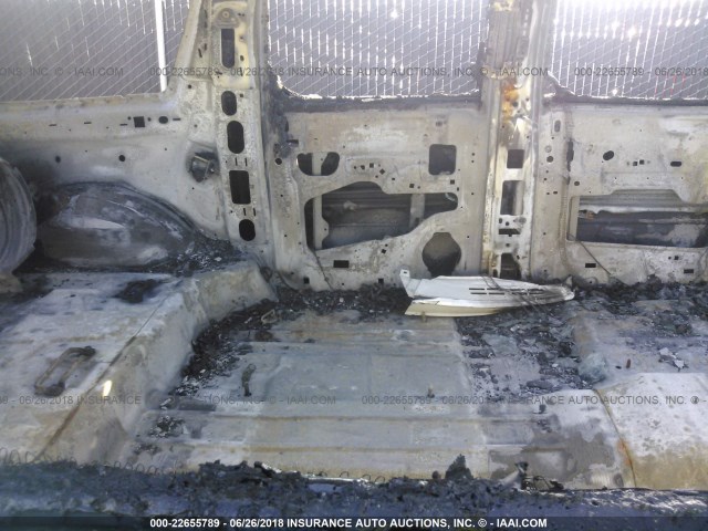 1GYS4KEF0BR315251 - 2011 CADILLAC ESCALADE ESV PLATINUM თეთრი ფოტო 8