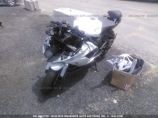 JKBZXJE19HA025548 - 2017 KAWASAKI ZX636 E WHITE photo 2