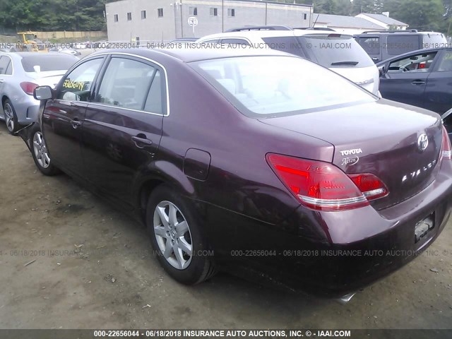 4T1BK36B38U288884 - 2008 TOYOTA AVALON XL/XLS/TOURING/LIMITED MAROON photo 3