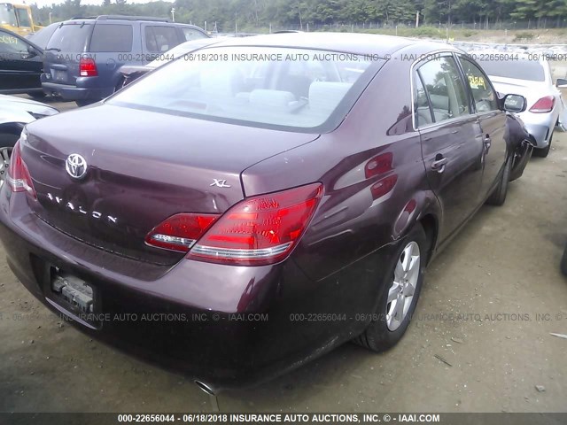 4T1BK36B38U288884 - 2008 TOYOTA AVALON XL/XLS/TOURING/LIMITED MAROON photo 4