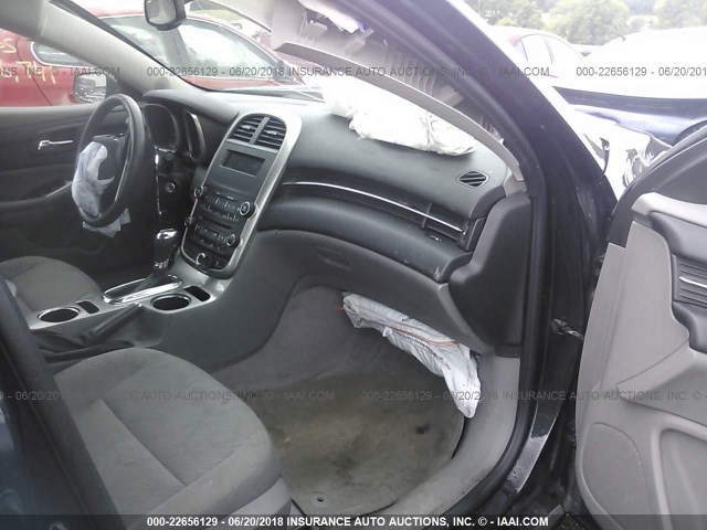 1G11B5SL7EF106364 - 2014 CHEVROLET MALIBU LS BLACK photo 5