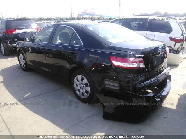 4T1BF3EK1BU210472 - 2011 TOYOTA CAMRY SE/LE/XLE BLACK photo 3