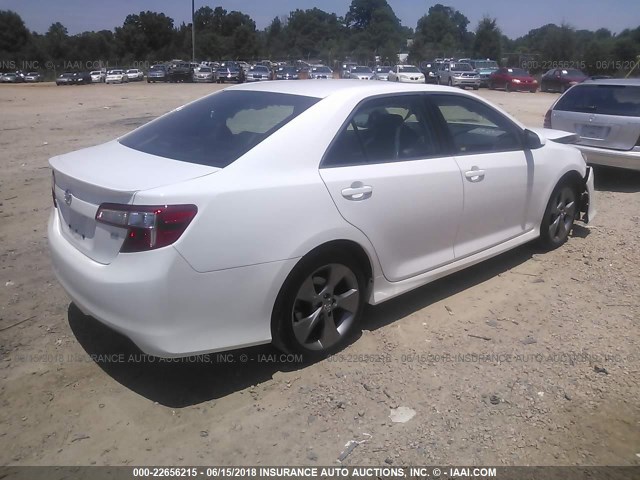 4T1BF1FK6EU468607 - 2014 TOYOTA CAMRY L/SE/LE/XLE თეთრი ფოტო 4