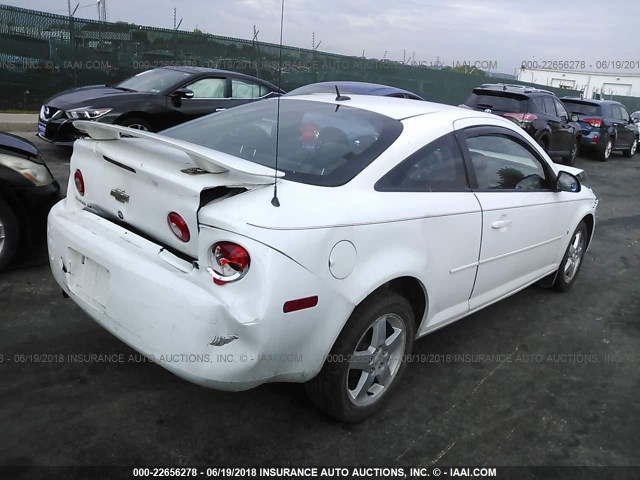 1G1AL18F087223483 - 2008 CHEVROLET COBALT LT WHITE photo 4