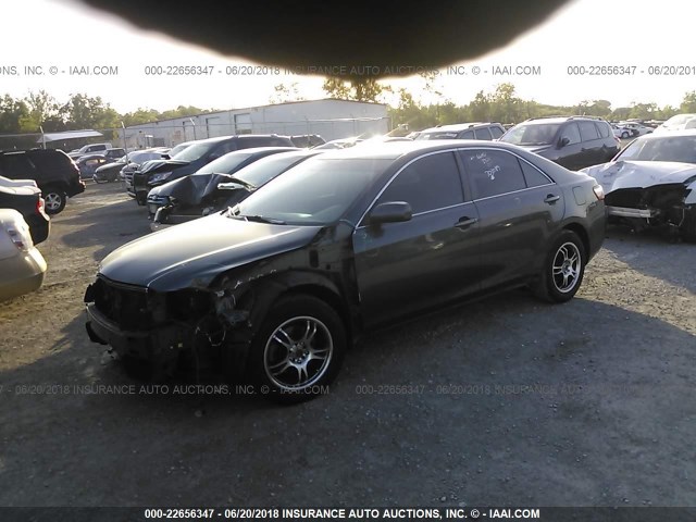 4T1BE46K77U700381 - 2007 TOYOTA CAMRY NEW GENERAT CE/LE/XLE/SE GRAY photo 2