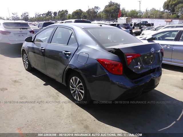 5YFBURHE3HP646068 - 2017 TOYOTA COROLLA L/LE/XLE/SE/XSE GRAY photo 3