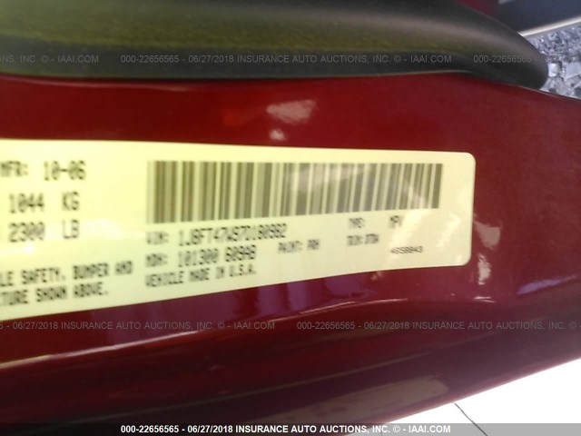 1J8FT47W97D180982 - 2007 JEEP COMPASS RED photo 9