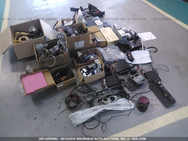 000003 - 1900 ELECTRONIC ITEMS  BLACK photo 4