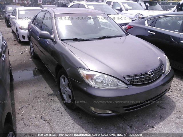 JTDBF30K420005215 - 2002 TOYOTA CAMRY LE/XLE/SE 灰色 照片 6