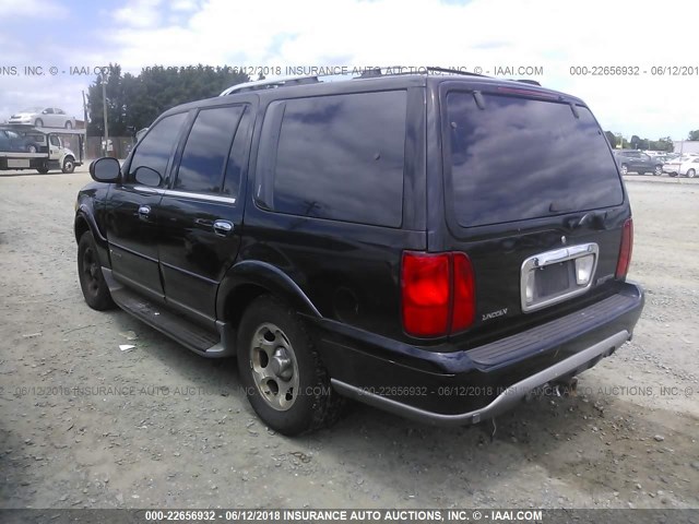 5LMFU28R22LJ06702 - 2002 LINCOLN NAVIGATOR BLACK photo 3