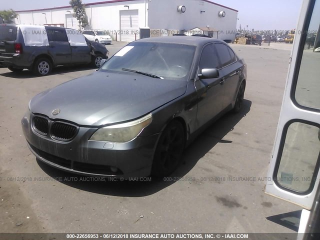 WBANB53566CP00436 - 2006 BMW 550 I GRAY photo 2