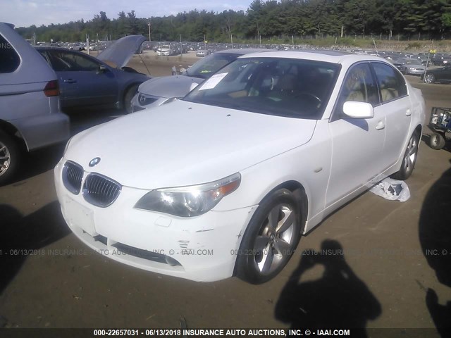 WBANF33517CW71437 - 2007 BMW 525 XI WHITE photo 2