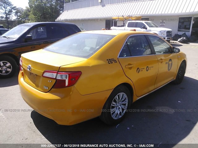 4T1BD1FK3CU048001 - 2012 TOYOTA CAMRY HYBRID/LE/XLE 黄色 照片 4