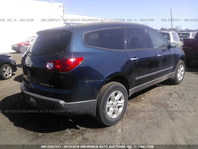 1GNKRFED1BJ180350 - 2011 CHEVROLET TRAVERSE LS BLACK photo 4