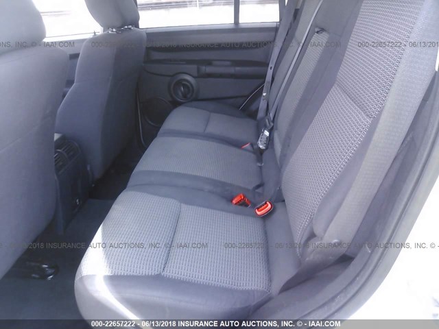 1J8HH48N68C156582 - 2008 JEEP COMMANDER SPORT ვერცხლისფერი ფოტო 8