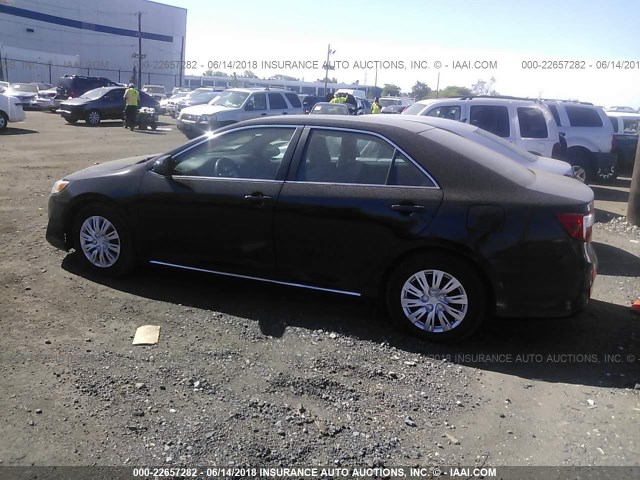 4T1BD1FK6EU098636 - 2014 TOYOTA CAMRY HYBRID/LE/XLE 黑色 照片 3