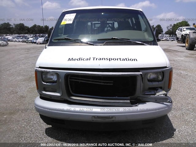 1GKFG15W5X1131152 - 1999 GMC SAVANA G1500 WHITE photo 6