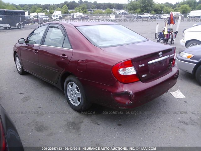 4T1BF32K82U010953 - 2002 TOYOTA CAMRY LE/XLE/SE ბურგუნდია ფოტო 3
