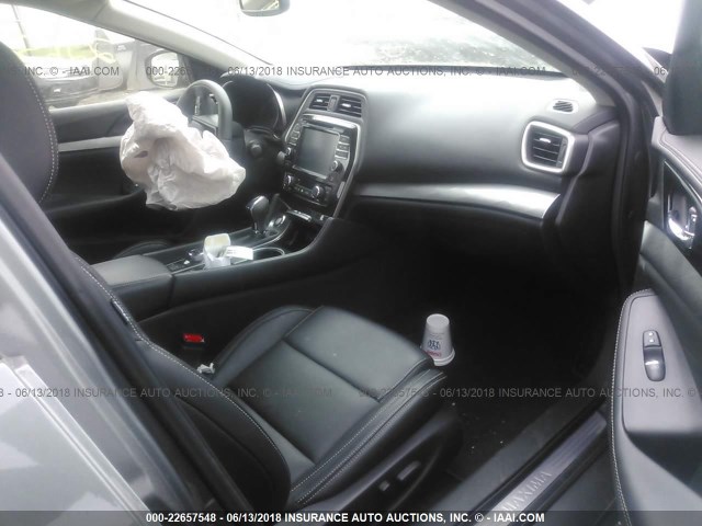 1N4AA6AP5HC441901 - 2017 NISSAN MAXIMA 3.5S/SV/SL/SR/PLAT GRAY photo 5