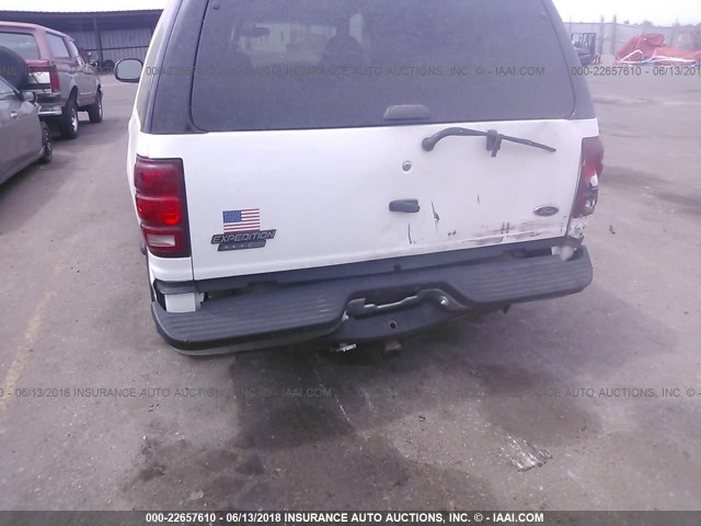 1FMRU15L51LA78340 - 2001 FORD EXPEDITION XLT თეთრი ფოტო 6