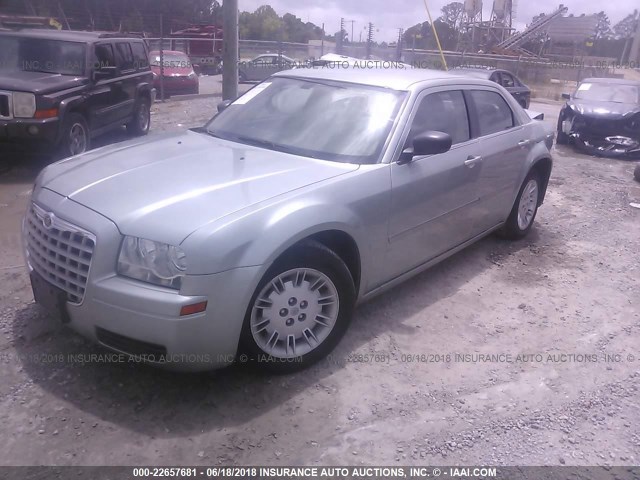 2C3KA43R56H376726 - 2006 CHRYSLER 300 SILVER photo 2