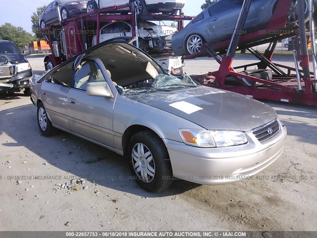 4T1BG22K0YU945321 - 2000 TOYOTA CAMRY CE/LE/XLE ოქროსფერი ფოტო 1