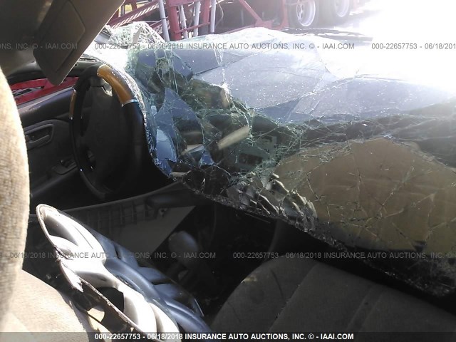 4T1BG22K0YU945321 - 2000 TOYOTA CAMRY CE/LE/XLE ოქროსფერი ფოტო 5