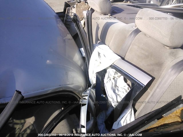 4T1BG22K0YU945321 - 2000 TOYOTA CAMRY CE/LE/XLE ოქროსფერი ფოტო 8