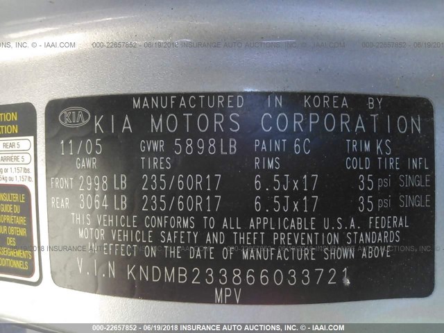 KNDMB233866033721 - 2006 KIA SEDONA EX/LX GRAY photo 9