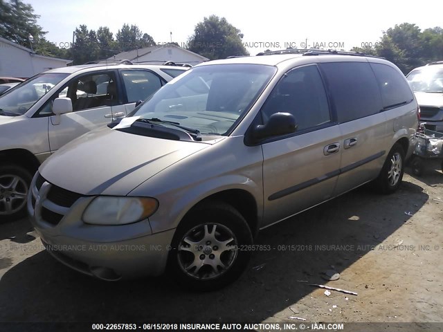 2B4GP44322R699658 - 2002 DODGE GRAND CARAVAN SPORT GOLD photo 2