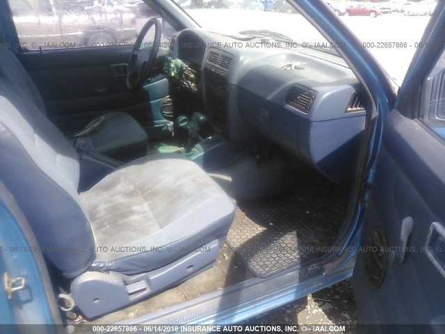 1N6HD16Y1SC325152 - 1995 NISSAN TRUCK KING CAB SE/KING CAB XE BLUE photo 5