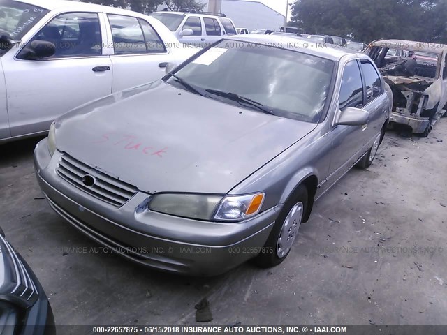 4T1BG22KXXU403965 - 1999 TOYOTA CAMRY CE/LE/XLE 棕色 照片 2