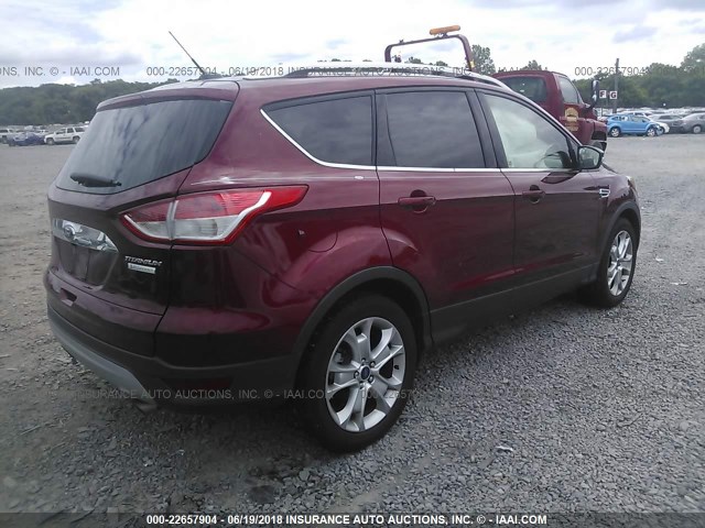 1FMCU0J9XGUC18427 - 2016 FORD ESCAPE TITANIUM RED photo 4