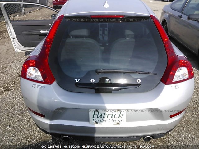 YV1672MK7B2247949 - 2011 VOLVO C30 T5 SILVER photo 6