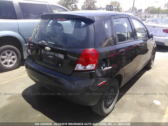 KL1TD66686B590873 - 2006 CHEVROLET AVEO LS BLACK photo 4
